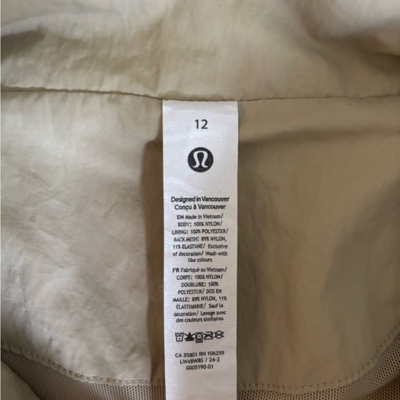 Lululemon Always Effortless Jacket, size 12 - Picture 5 of 8